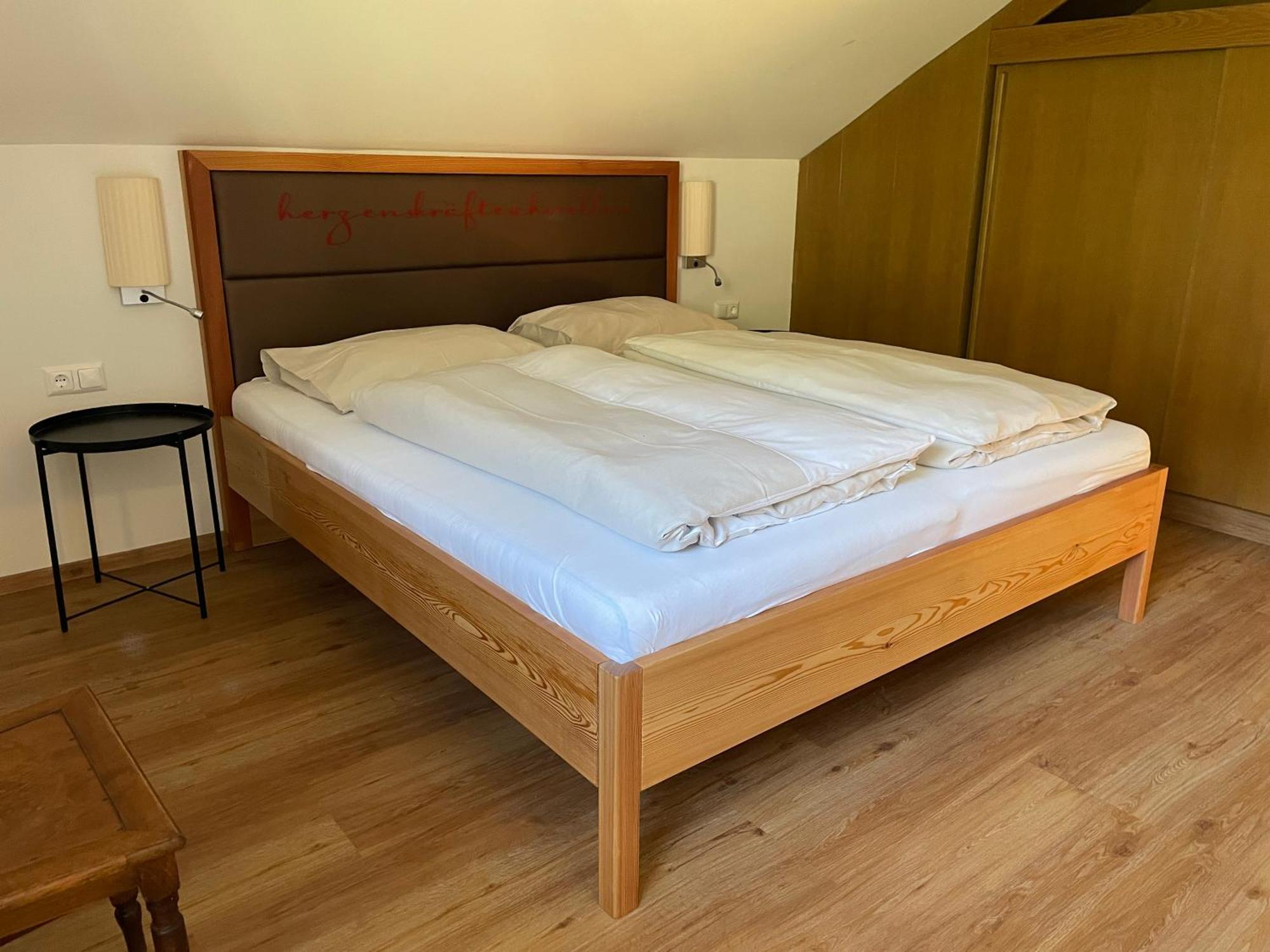 Landhaus Poelzl Bodensdorf Habitación foto